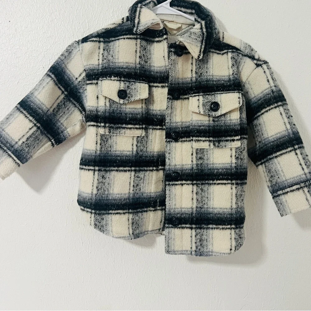 GAP Kids Size XS Plaid Shacket Black and White EUC Preppy Casual Flap Pockets
